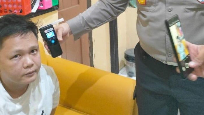Septian Uki Wijaya, pengemudi Mercy pelaku tabrak lari dan pemicu tabrakan beruntun di Surabaya
