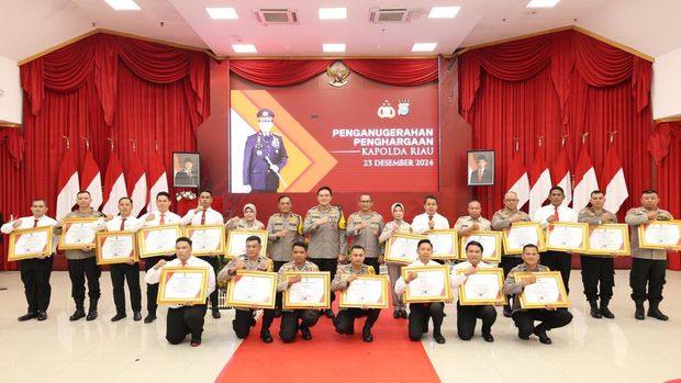Personel penerima penghargaan (Dok Polda Riau)