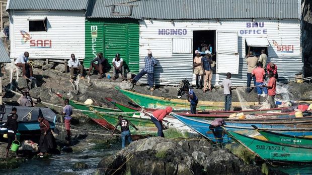 Pulau Migingo yang dihuni padat penduduk terutama oleh nelayan yang mencari ikan nila di Danau Victoria di perbatasan Uganda dan Kenya. (Photo by Yasuyoshi CHIBA / AFP/File Foto)