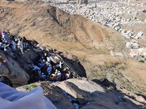 Sejarah Jabal Nur, Gunung Bercahaya di Dekat Mekkah yang Begitu Istimewa