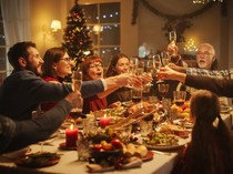 Rusa Kutub hingga Burung Laut, Hidangan Natal Spesial di Greenland