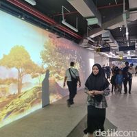 Melihat Tunnel TIJ-KBS Dilengkapi Video Mapping Satwa