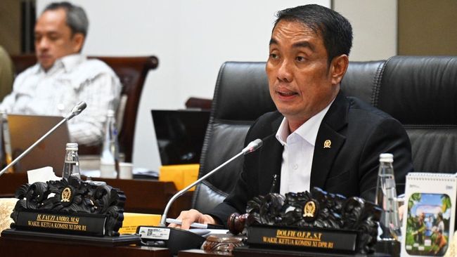 Wakil Ketua Komisi XI DPR RI Fraksi NasDem, Fauzi Amro