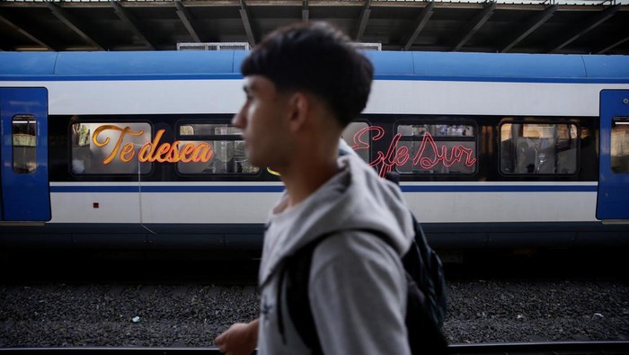 A Christmas train travels through the city, in Concepcion, Chile December 23, 2024. REUTERS/Juan Gonzalez