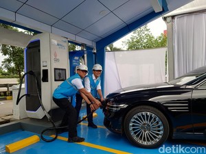 Pengguna Mobil Listrik Naik 3 Kali Lipat Saat Libur Natal dan Tahun Baru