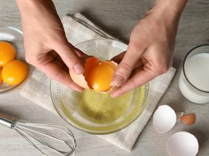 6 Cara Cek Telur Segar dan Masih Bagus untuk Dikonsumsi
