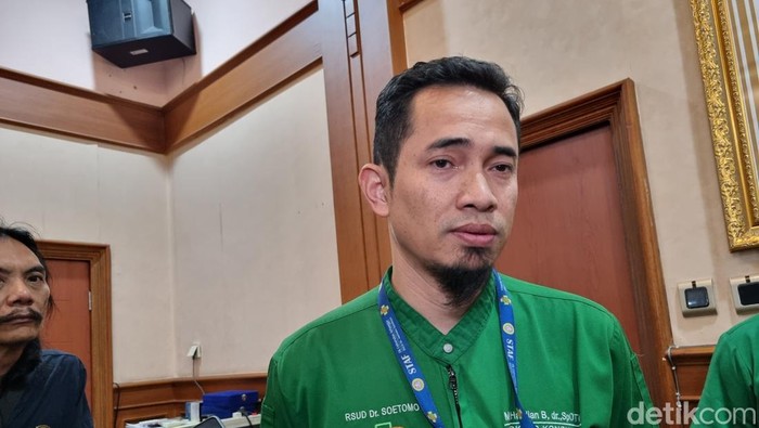 Kepala IGD RSU dr Soetomo dr M Hardian Basuki SpOT (K).