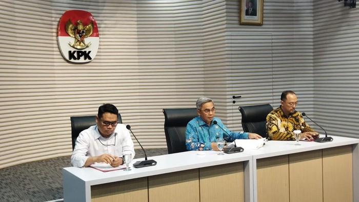 Ketua KPK Setyo Budiyanto (tengah)-(Kurniawan/detikcom)
