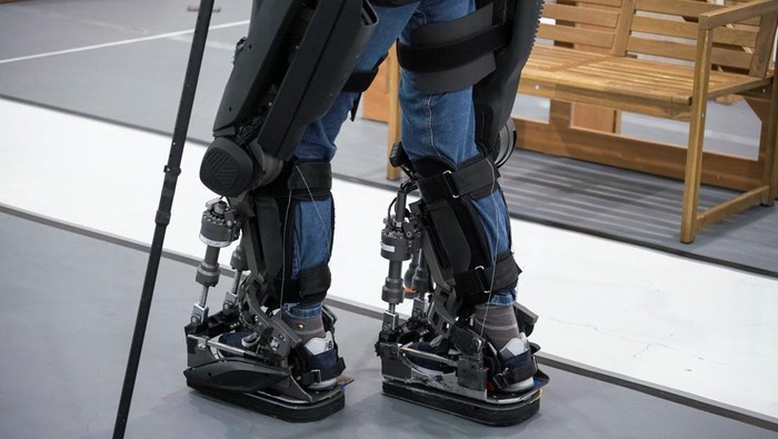 Kim Seung-hwan, who is himself a paraplegic and part of the Exoskeleton Laboratory team at the Korea Advanced Institute of Science and Technology (KAIST), demonstrates the prototype of exoskeleton robot 'WalkON Suit F1' at KAIST in Daejeon, South Korea, November 27, 2024.    REUTERS/Sebin Choi