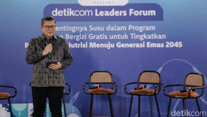 Kupas Tuntas Manfaat Susu dalam Program Makan Bergizi Gratis Susu memegang peran penting dalam program makan bergizi gratis. Susu memiliki kandungan kalsium yang dapat membantu tumbuh kembang fisik anak menuju generasi emas 2045.