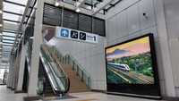Beroperasinya Stasiun Karawang akan memberikan kemudahan perjalanan bagi masyarakat Karawang dan sekitarnya yang akan beraktivitas.