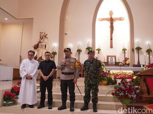 Polisi All Out Amankan Perayaan Natal di Kota Probolinggo