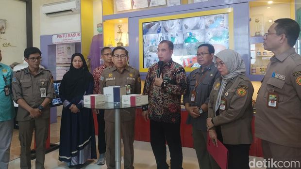 peresmian Gedung Fasilitas Produksi BSL 2 dan BSL 3 di Balai Besar Veteriner Farma (BBVF) Pusvetma Surabaya.
