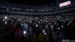 Potret Ribuan Jemaat Hadiri Misa Malam Natal di Indonesia Arena