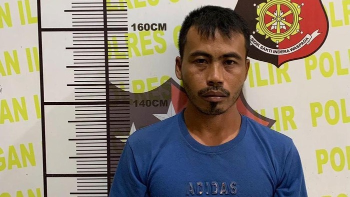 Rahmat Fauzan (35) pelaku pembunuhan penjaga kebun kelapa sawit di Ogan Ilir
