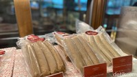 Produksi sosis ini juga disebutkan terpisah antara daging yang halal dan nonhalal. Untuk harganya dibanderol Rp 19.723 per 100 gram. Foto: detikFood/Yenny Mustika Sari