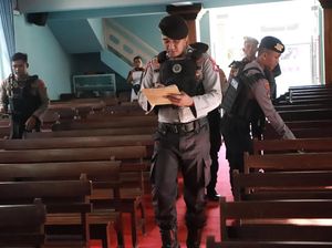 Kapolres Kediri Turun Langsung Sterilisasi dan Amankan Gereja Jelang Ibadah