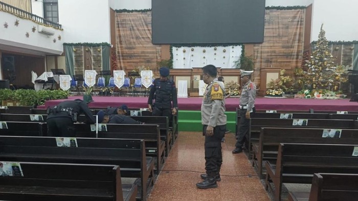 Sterilisasi Gereja Kristus Raja Surabaya