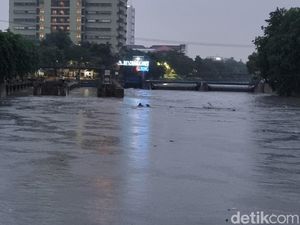 Butuh Rp 9,8 Triliun untuk Tangani Banjir Surabaya, Ini Opsi Walkot Eri