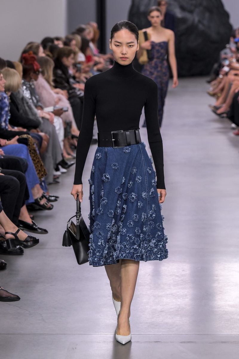 Model on the runway at Michael Kors RTW Spring 2025 as part of New York Ready to Wear Fashion Week held at The Shed on September 10, 2024 in New York, New York.  (Photo by Giovanni Giannoni/WWD via Getty Images)