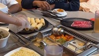 Sementara itu, sebelumnya Sarwenda juga menemani anak-anaknya untuk makan shabu-shabu bersama Ruben Onsu dalam rangka hari Natal. Foto: Instagram
