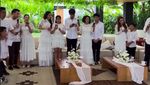 Potret 10 Artis Makan Bareng Keluarga saat Rayakan Natal