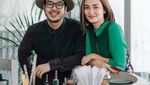 Atiqah Hasiholan Hobi Kulineran dan Punya Bisnis Coffee Shop