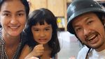 Atiqah Hasiholan Hobi Kulineran dan Punya Bisnis Coffee Shop