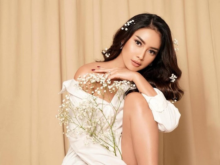 devina kirana