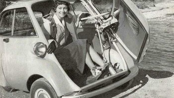 BMW Isetta Microcar. Jerman 1955 Foto: Boredpanda