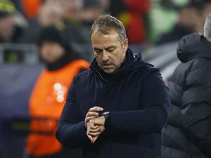 Hansi Flick Tak Mau Barcelona Dibandingkan dengan Real Madrid