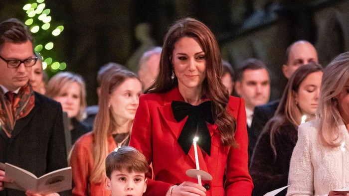 Britains Prince Louis and Kate, the Princess of Wales, right, during the Together At Christmas carol service at Westminster Abbey, in London, Friday, Dec. 6, 2024. (Aaron Chown/Pool Photo via AP)