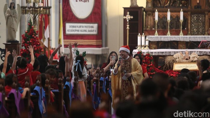 10+ Contoh Renungan Natal 2025 Lengkap: Singkat, Penuh Pengharapan-Sukacita