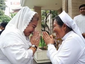 Rayakan Natal di Keuskupan Agung, Mbak Ita Pamit dengan Linangan Air Mata