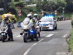 Lalin Puncak Bogor Padat, Polisi Terapkan One Way Arah Jakarta Siang Ini
