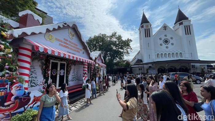 Pos pelayanan Polresta Malang Kota