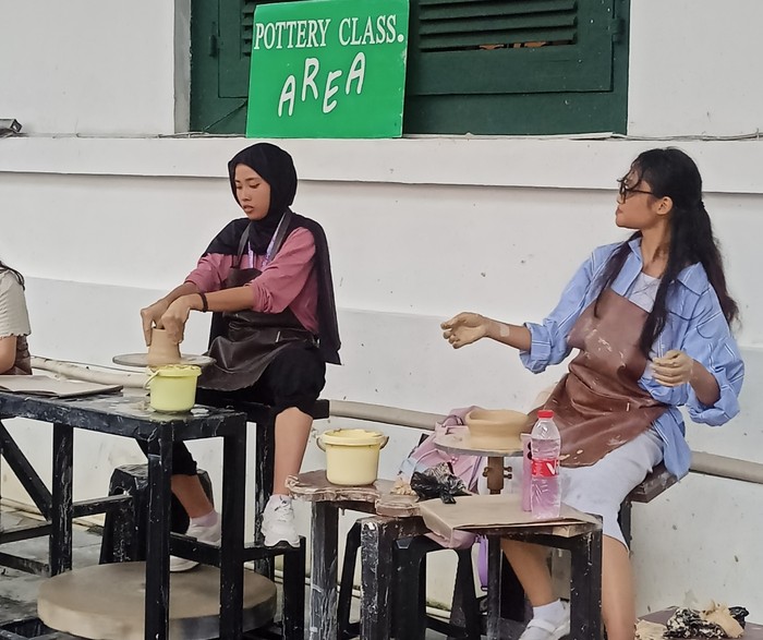 Pottery Class di Museum Seni Rupa dan Keramik