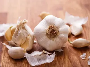 Studi Ungkap Bawang Putih Ternyata Bisa Jadi Mouthwash Alami Lawan Bakteri
