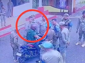 Oknum Satpol PP Pukul-Tendang Pemotor, Pelaku Diberi Sanksi Teguran