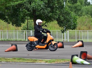 Impresi Perdana Jajal Motor Listrik ICON e: Seharga Rp 28 Juta, Enak buat Santai