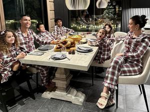 Video Unggahan Mo Salah, Cristiano Ronaldo, hingga David Beckham di Momen Natal