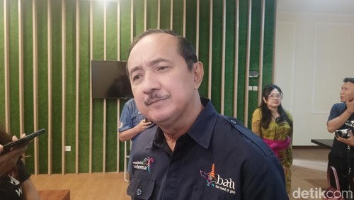 Kepala Dinas Pariwisata Provinsi Bali Tjokorda Bagus Pemayun saat dijumpai di kantor Dinas Pariwisata Provinsi Bali, Kamis (26/12/2024).