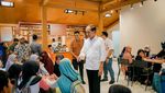 Momen Jokowi Sekeluarga Datang di Pembukaan Toko Kopi Milik Kiky Saputri