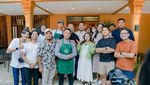 Momen Jokowi Sekeluarga Datang di Pembukaan Toko Kopi Milik Kiky Saputri