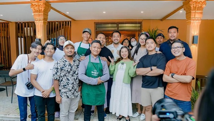 Kiky Saputri Kiky Saputri