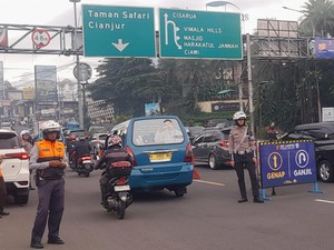 Lalu Lintas Puncak Ramai Lancar Pagi Ini, One Way Belum Diterapkan