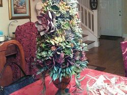 Kumpulan Potret Kreatif Pohon Natal Antimainstream