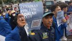 Mahasiswa Gelar Demo Tolak PPN 12 Persen di Patung Kuda