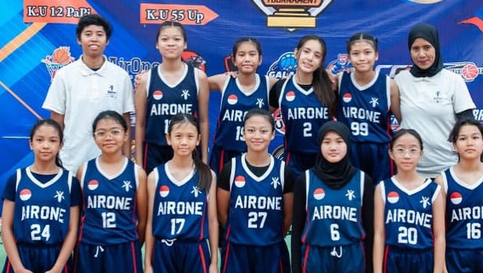 Nia Ramadhani Nia Ramadhani