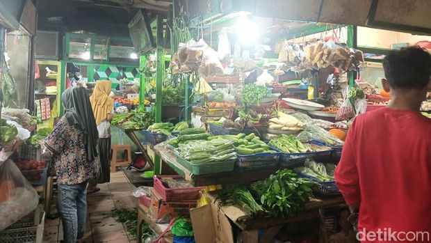 Pasar Genteng Surabaya